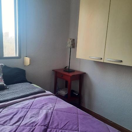 Una Habitacion Individual En Casa Familiar Dentro De Ciudad Patrimonio De La Humanidad Αλκαλά ντε Ενάρες Εξωτερικό φωτογραφία